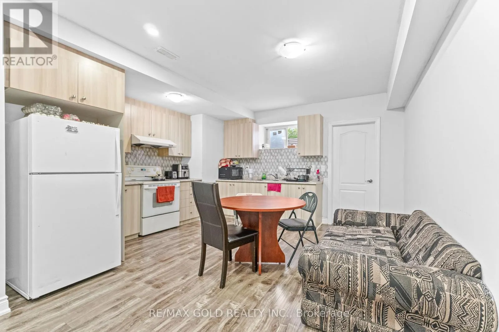 19 MARTIN BYRNE DRIVE