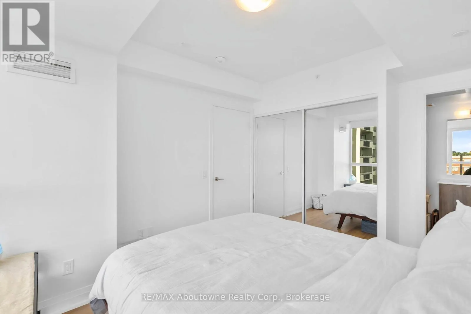 809 - 1461 LAWRENCE AVENUE W, #809