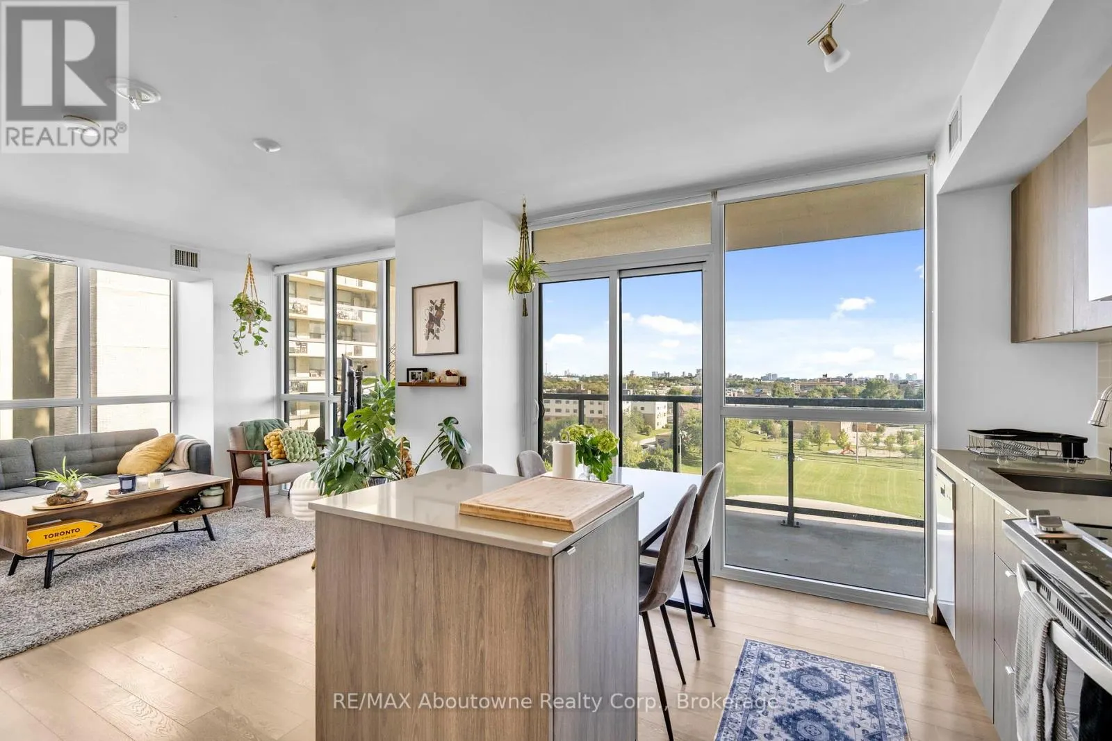 809 - 1461 LAWRENCE AVENUE W, #809