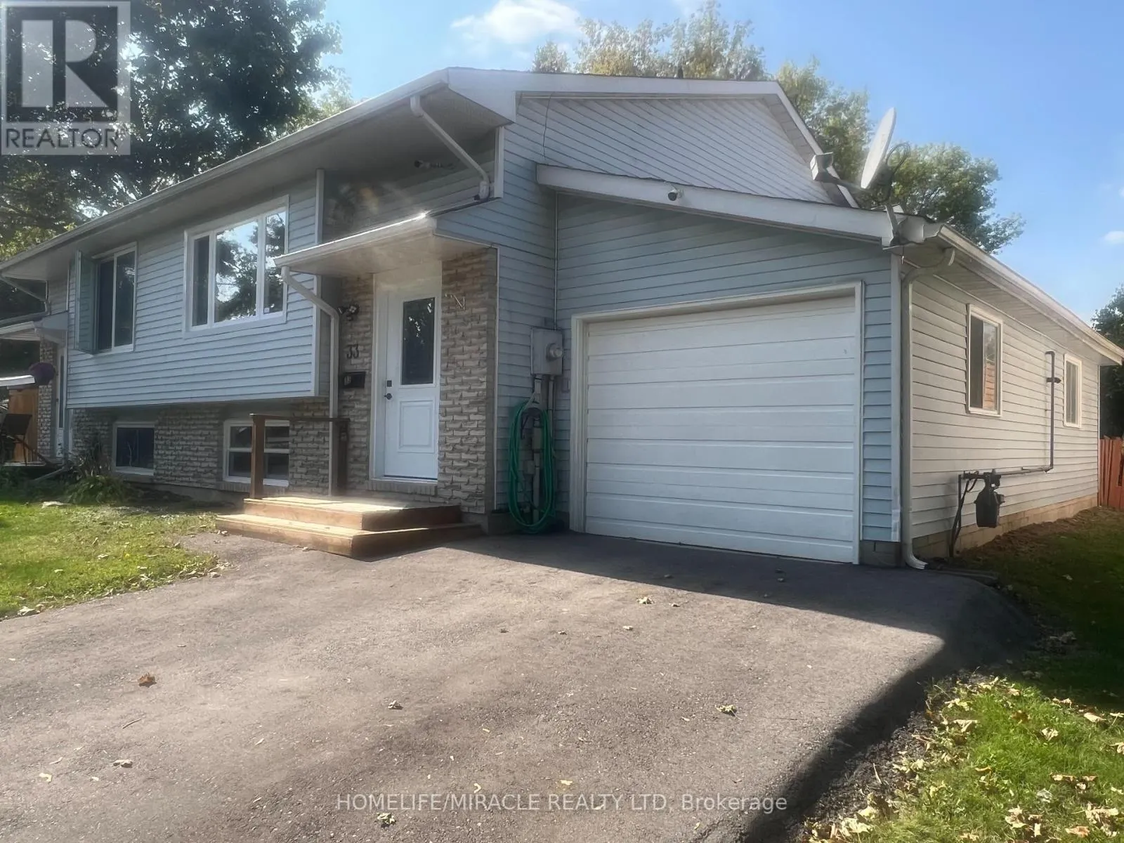 33 QUARRY DRIVE