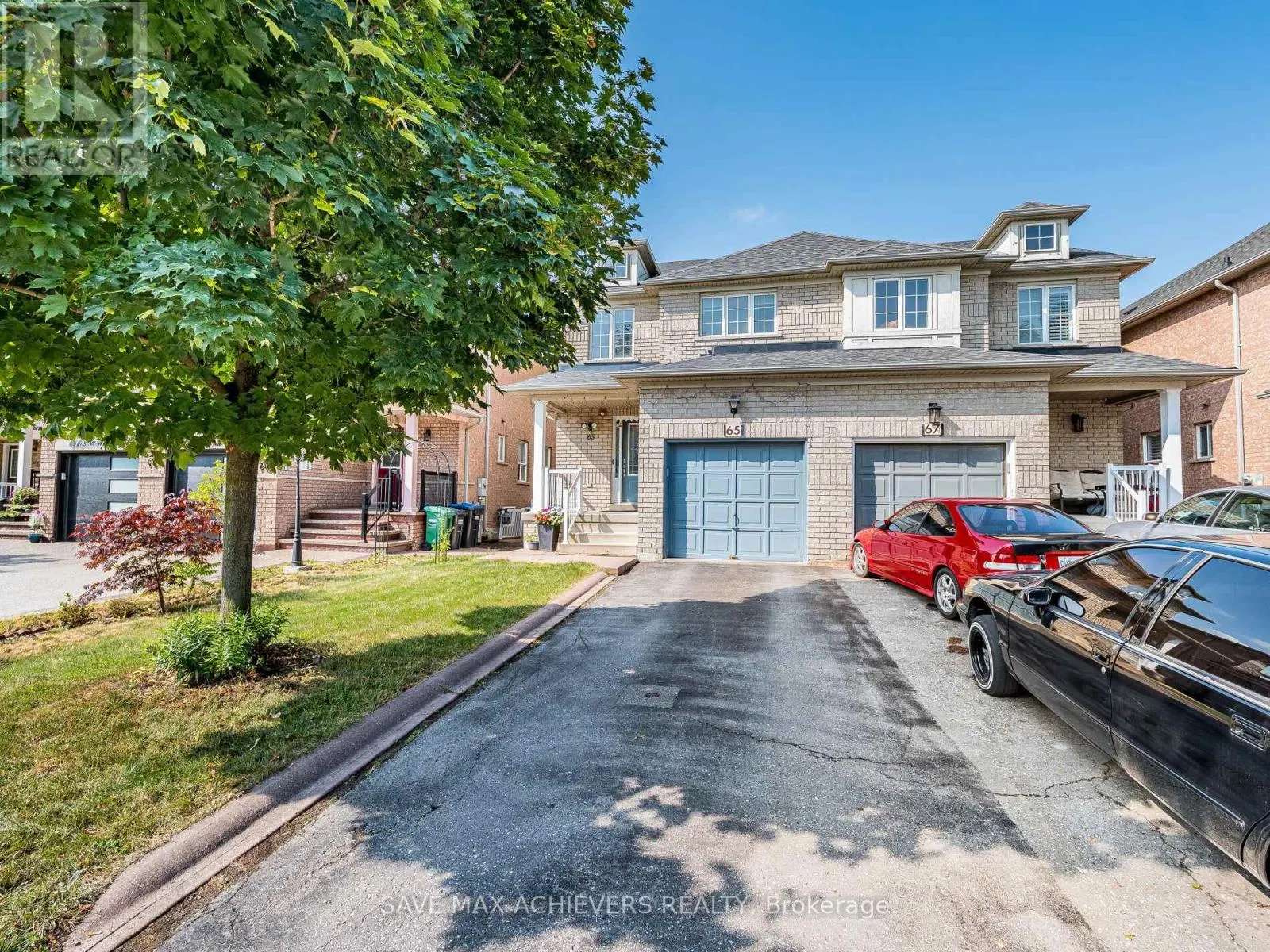 65 EASTVIEW GATE