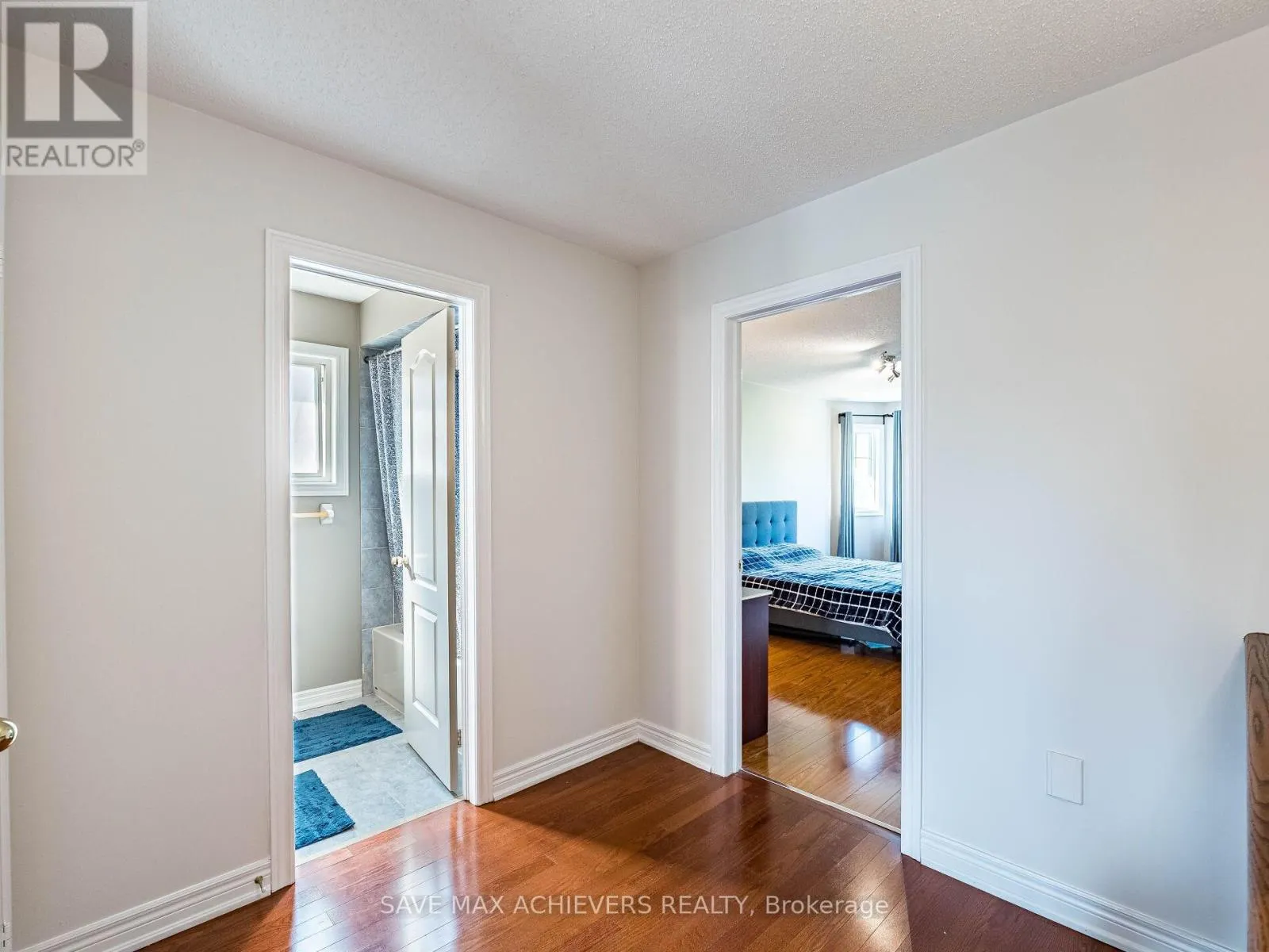 65 EASTVIEW GATE