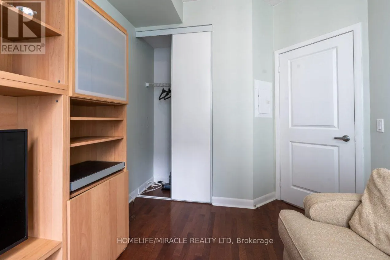 225 SHERWAY GARDENS ROAD