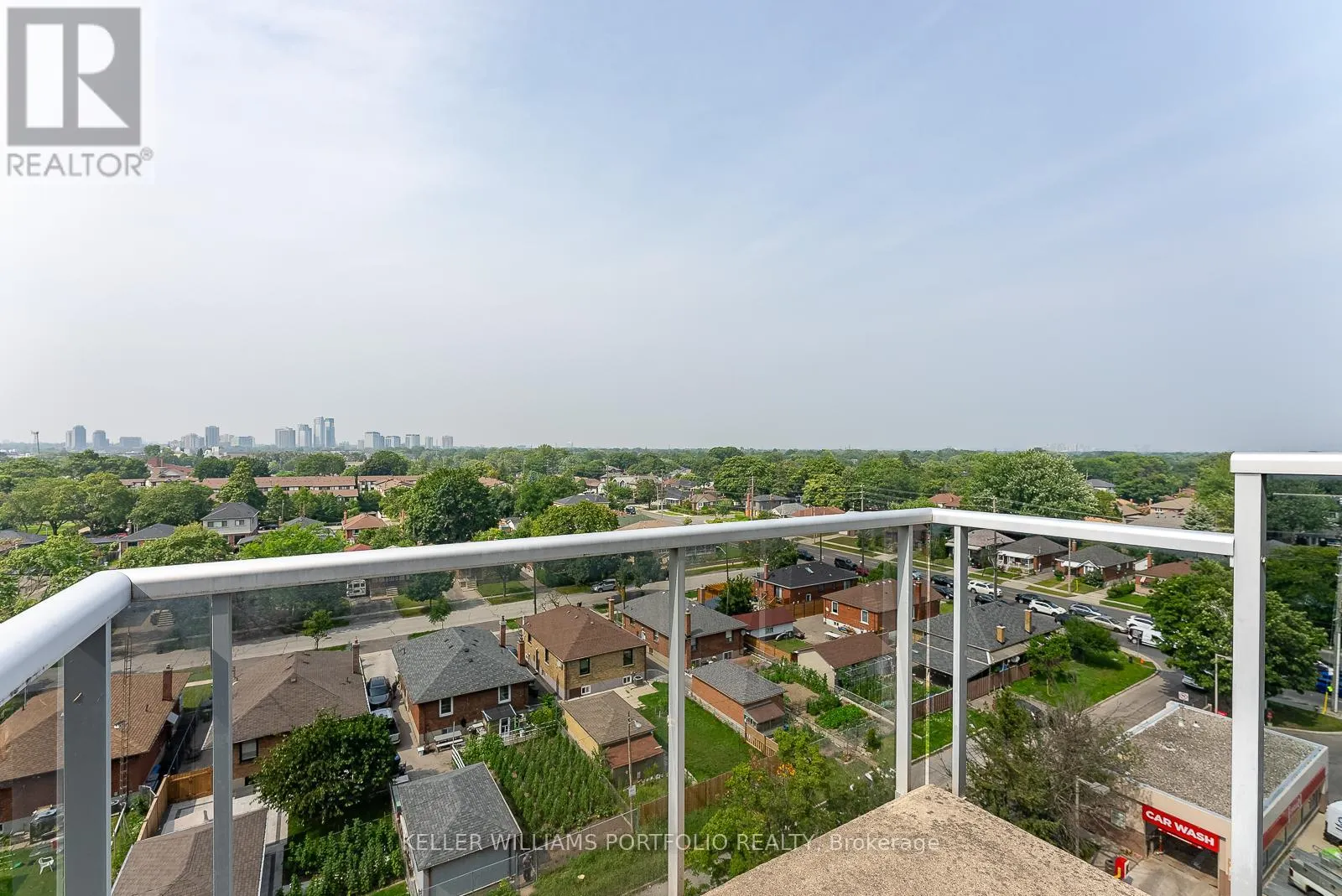 809 - 1040 THE QUEENSWAY AVENUE W