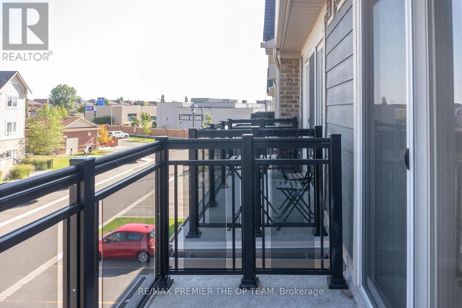 120 - 250 SUNNY MEADOW BOULEVARD