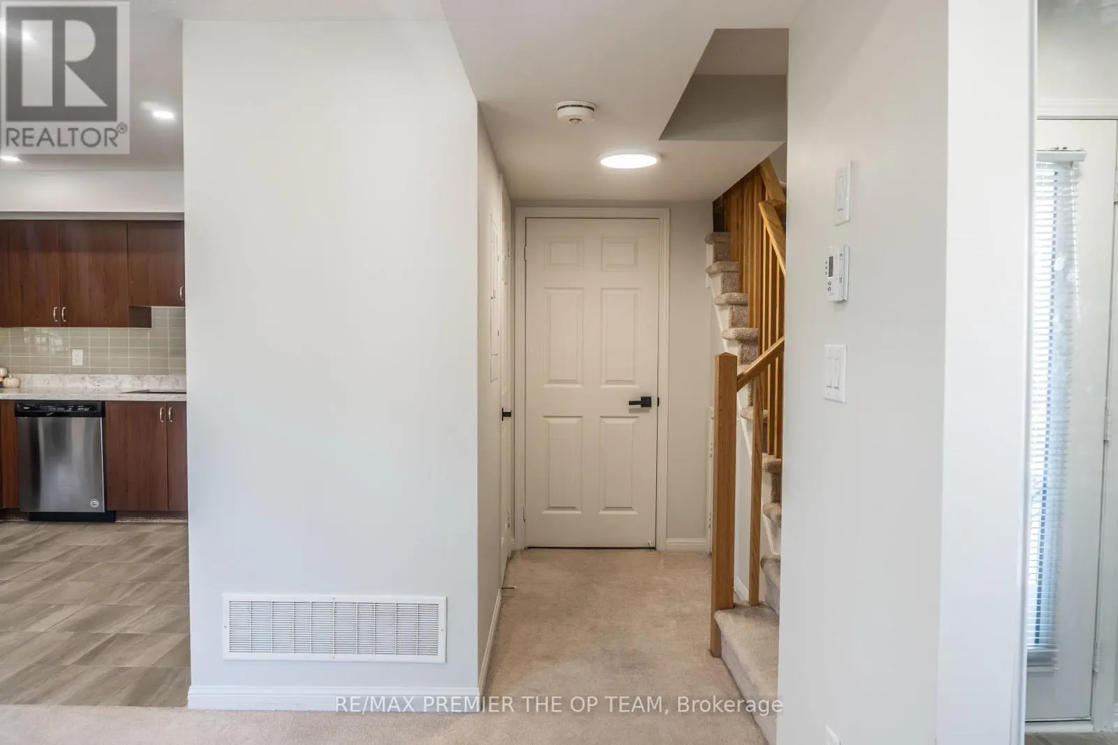 120 - 250 SUNNY MEADOW BOULEVARD