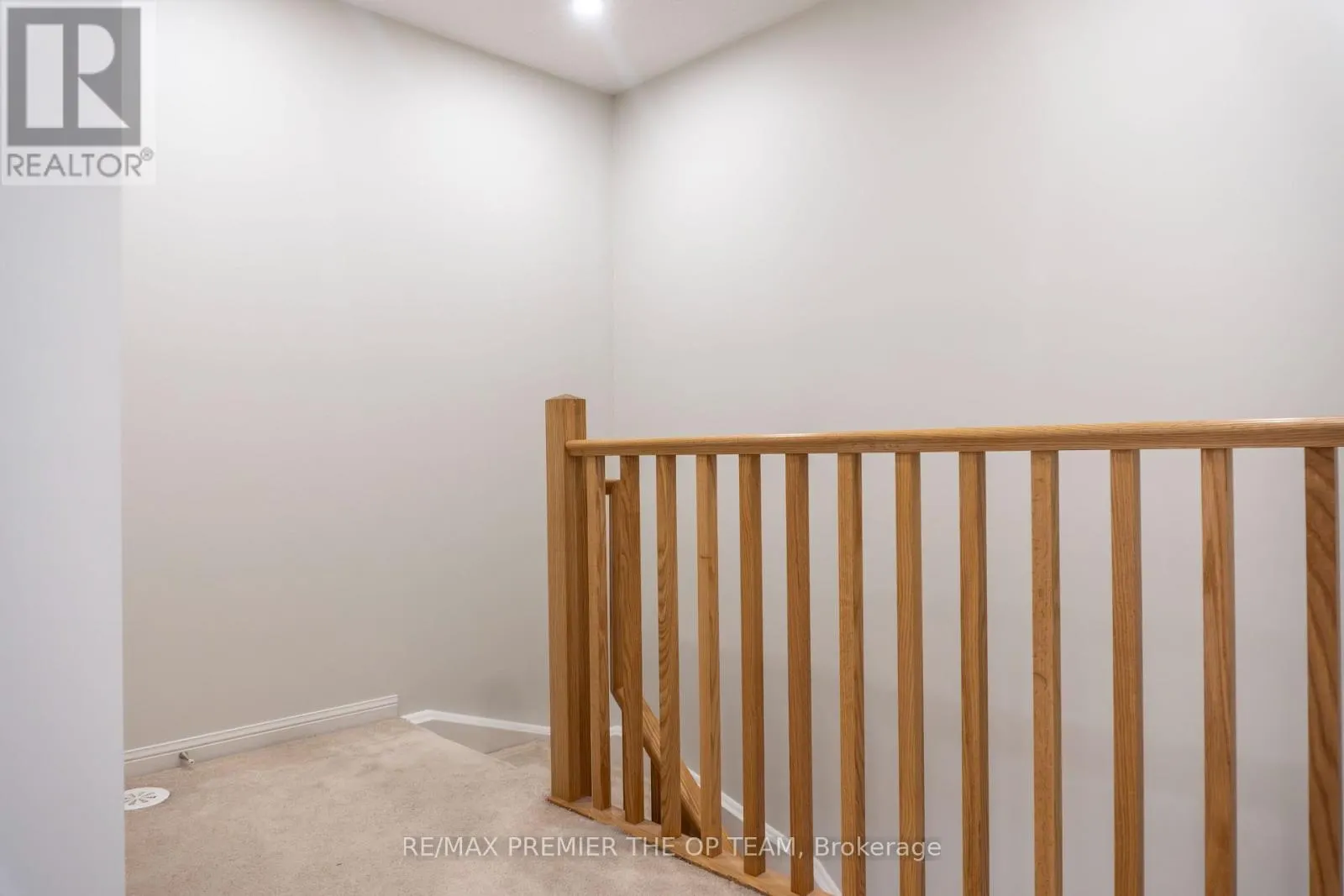 120 - 250 SUNNY MEADOW BOULEVARD