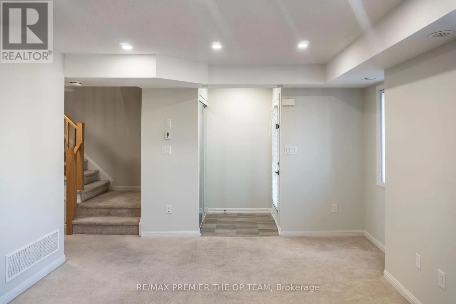 120 - 250 SUNNY MEADOW BOULEVARD