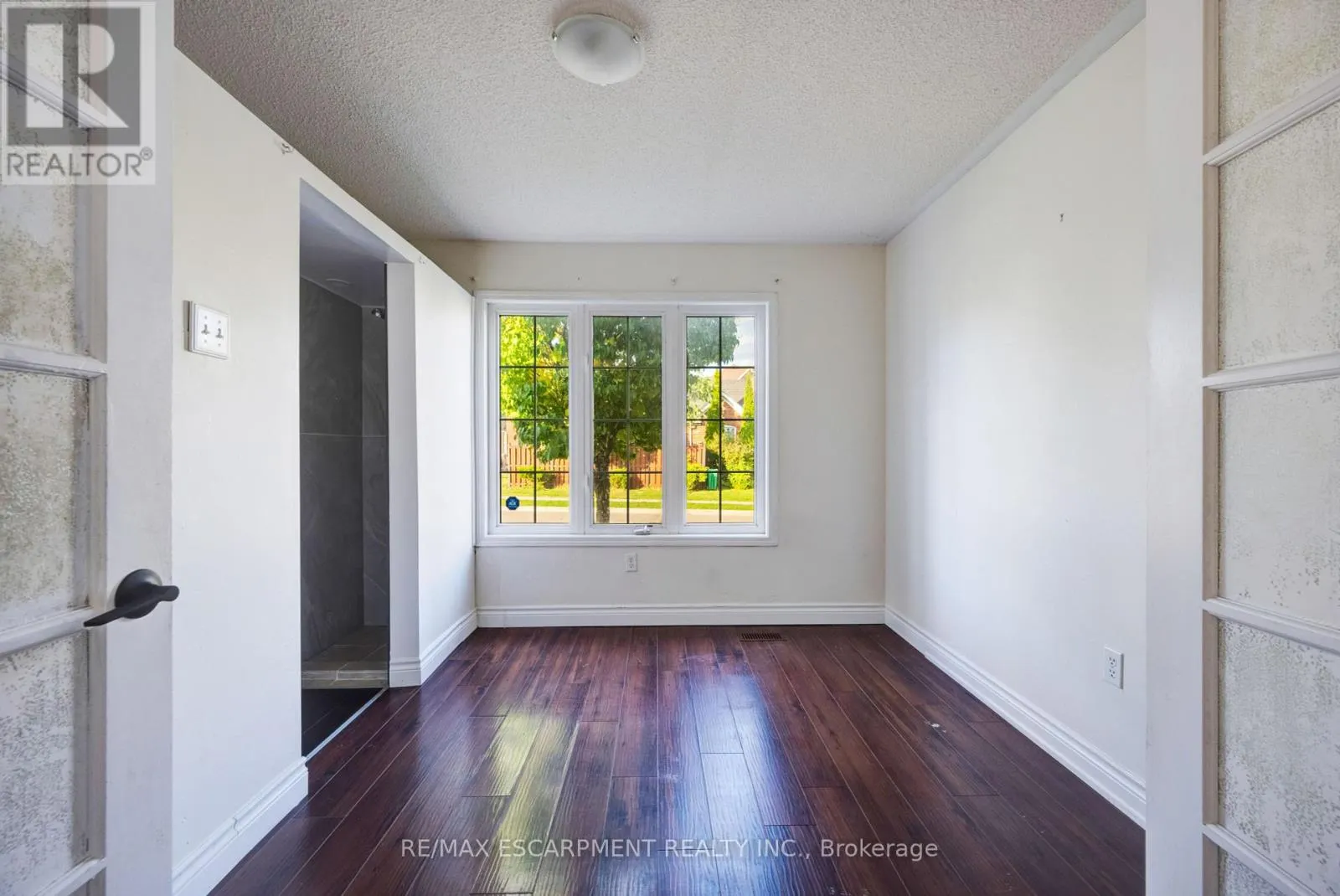 14 YVONNE DRIVE