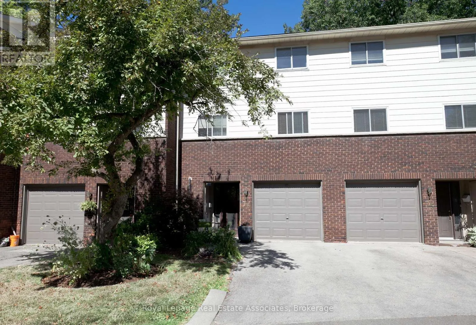 76 - 1270 GAINSBOROUGH DRIVE