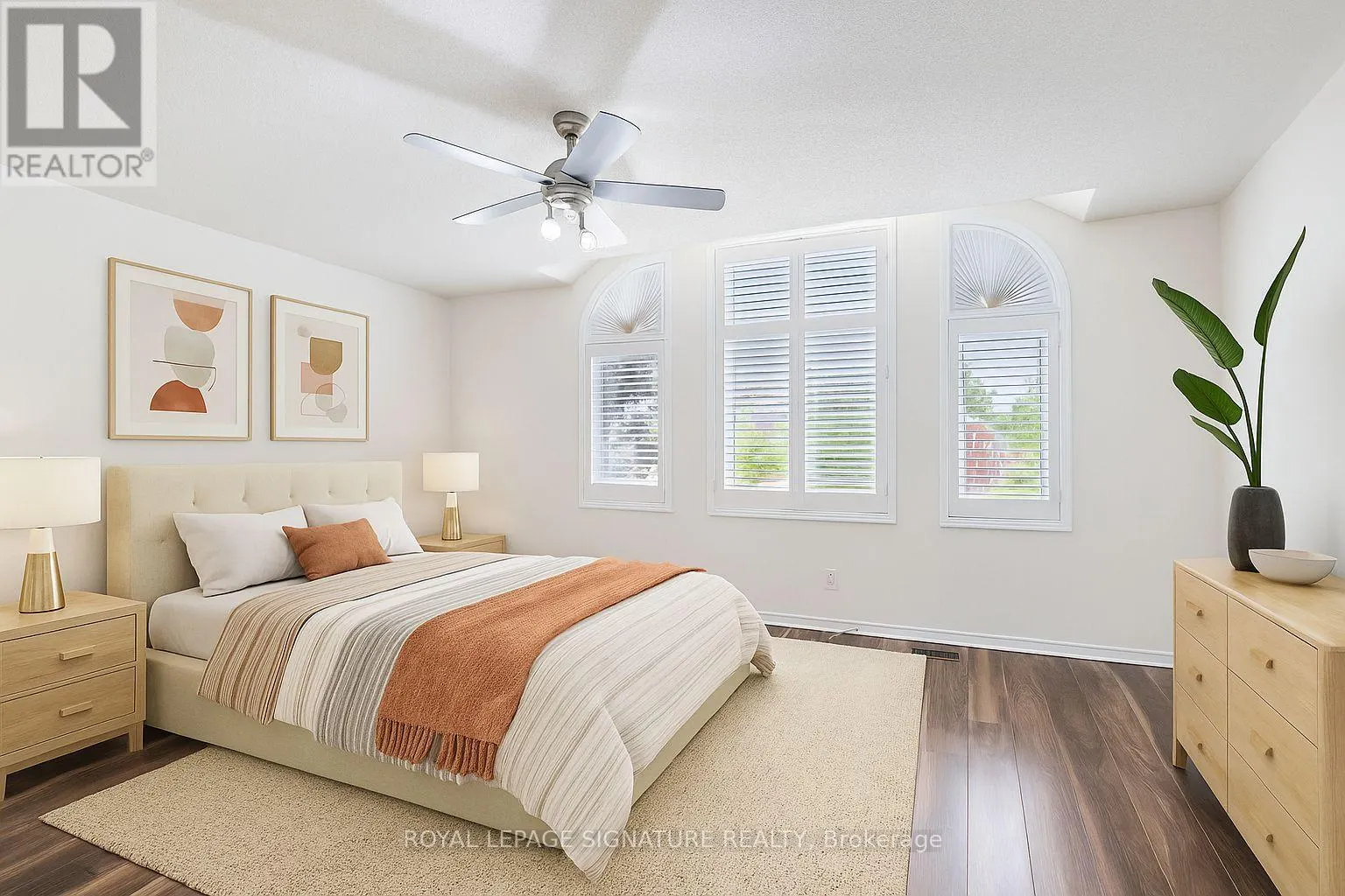 86 VALONIA DRIVE