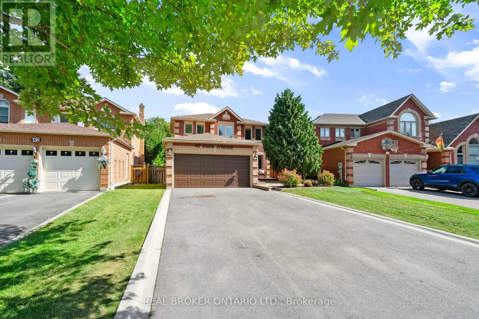 40 DAVIS CRESCENT