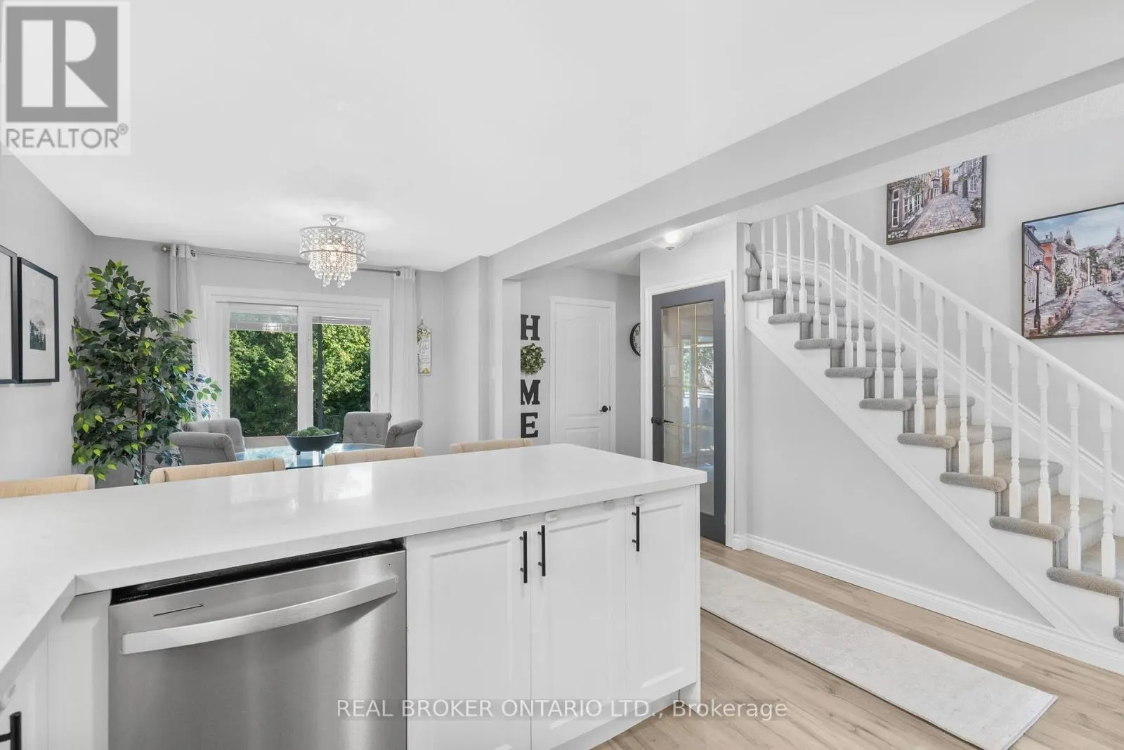 40 DAVIS CRESCENT