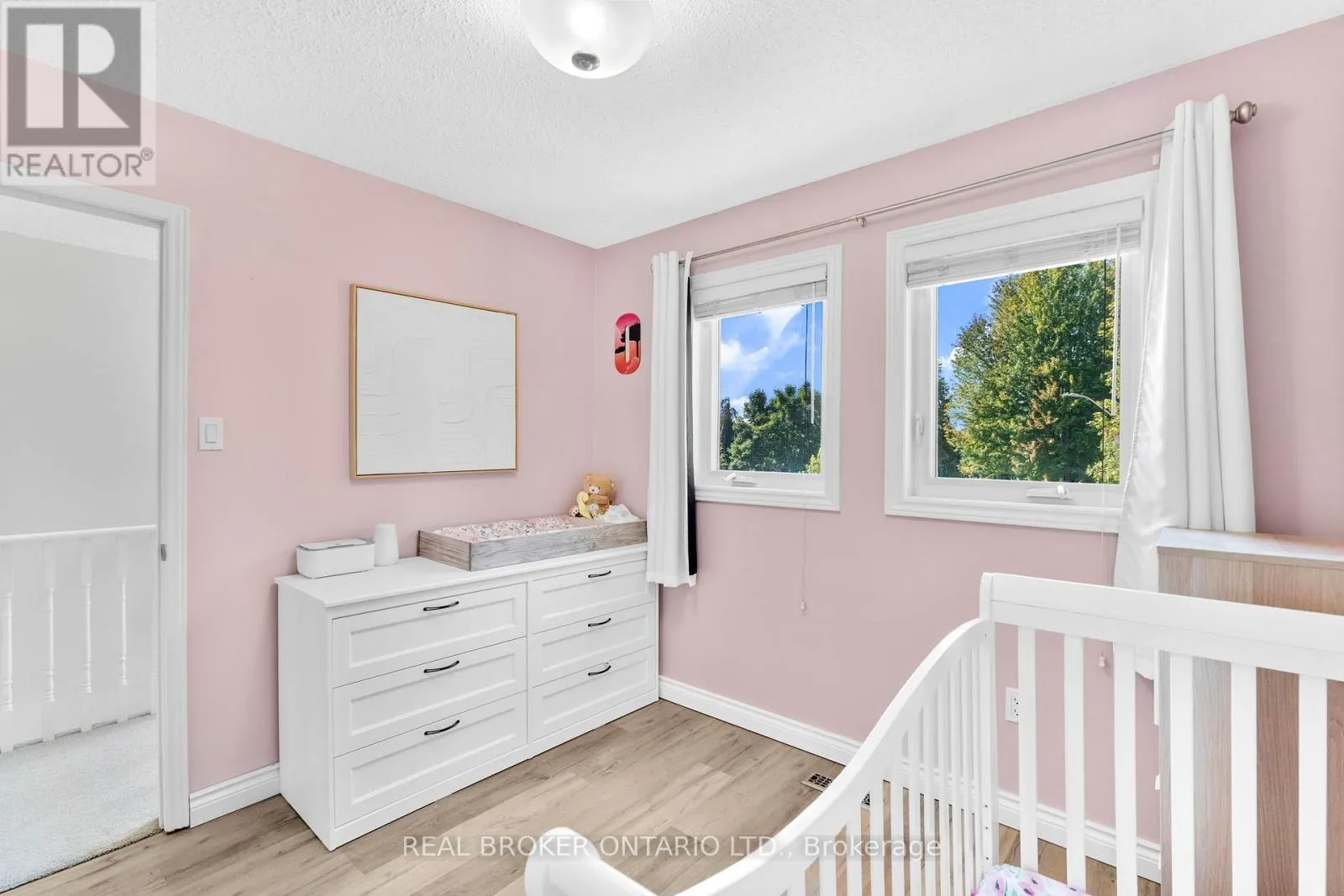 40 DAVIS CRESCENT