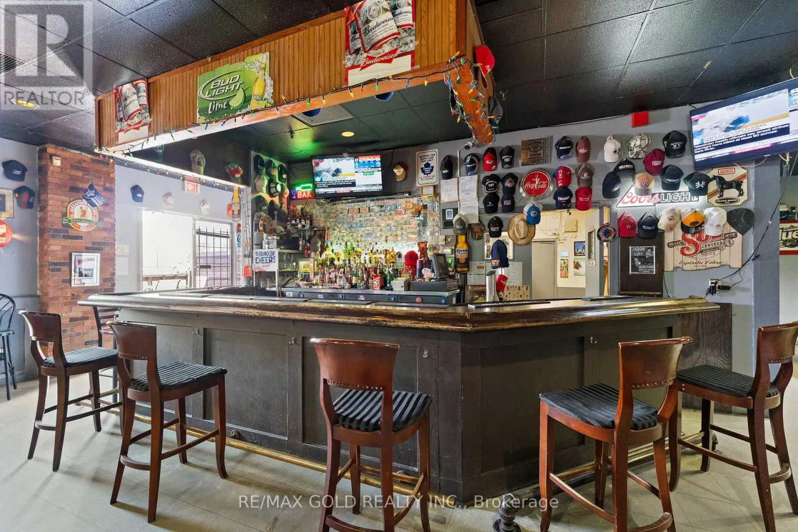 13 - 107 KENNEDY ROAD S