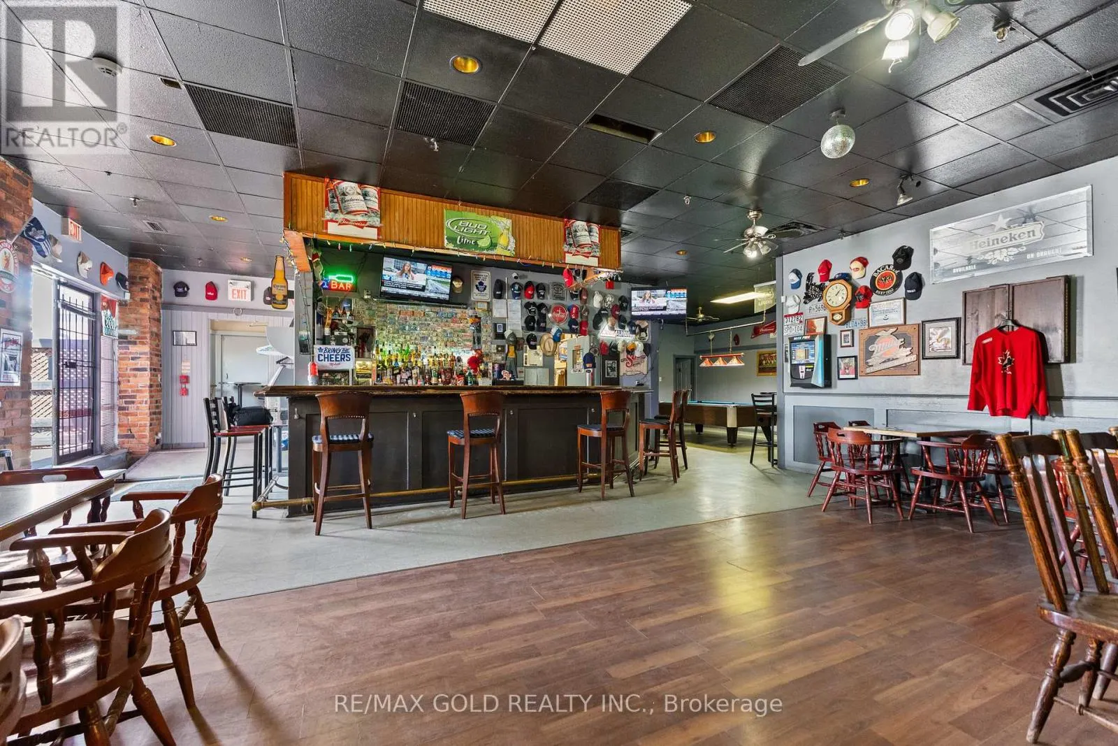 13 - 107 KENNEDY ROAD S