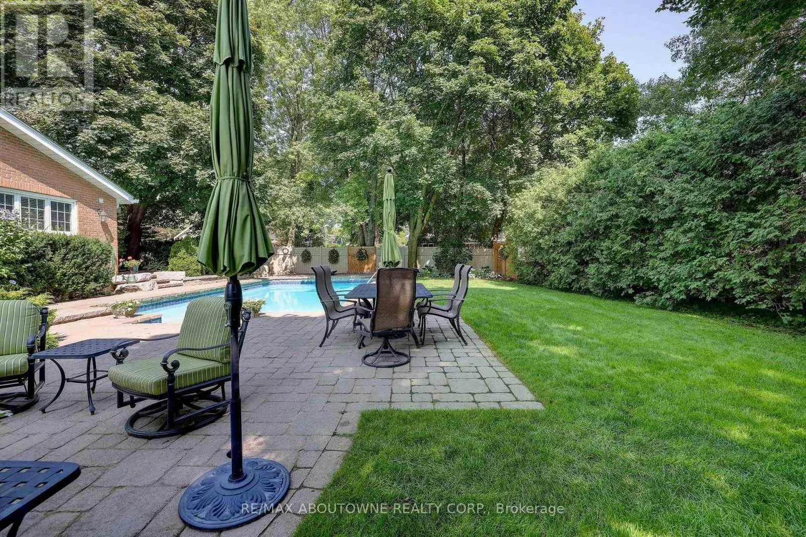 1284 CLEAVER DRIVE