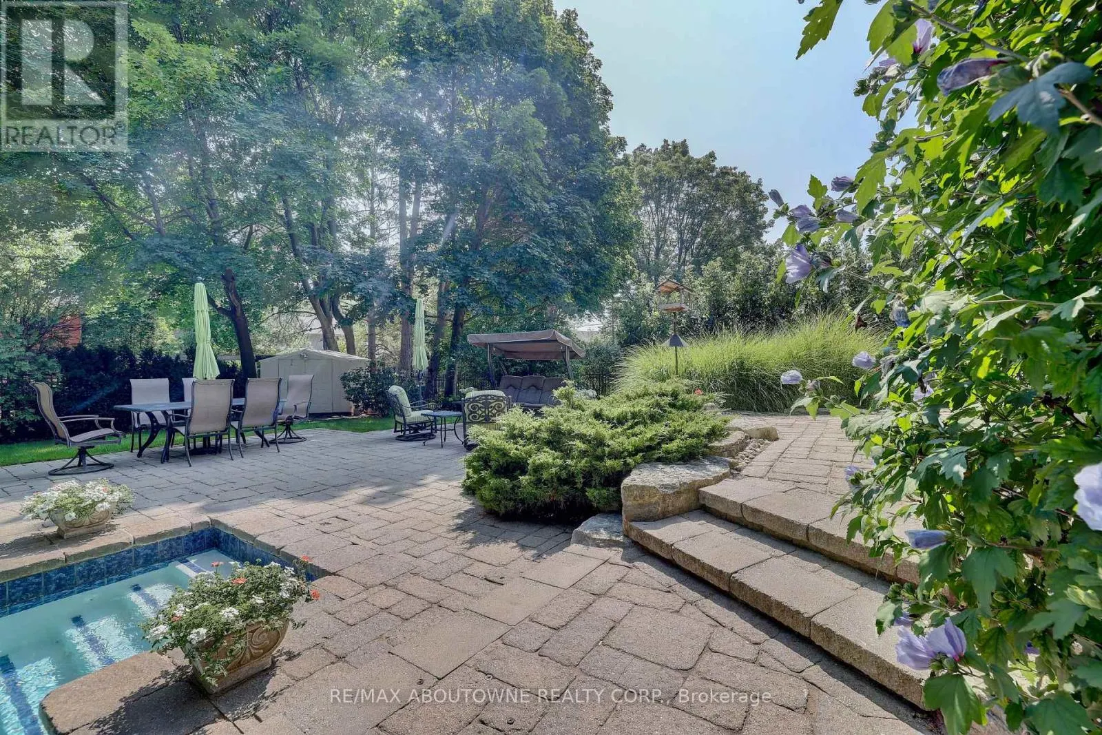 1284 CLEAVER DRIVE