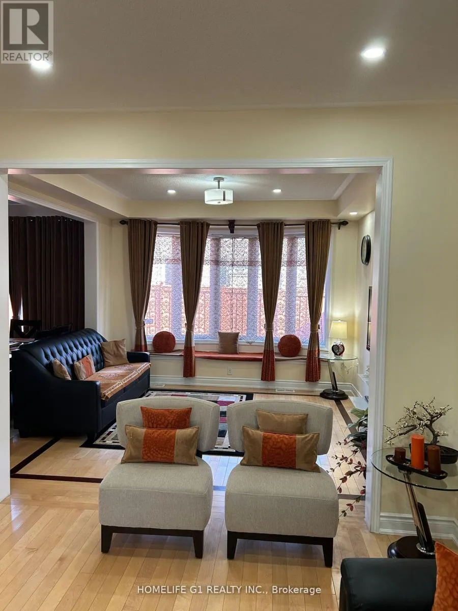 17 SEASCAPE CRESCENT
