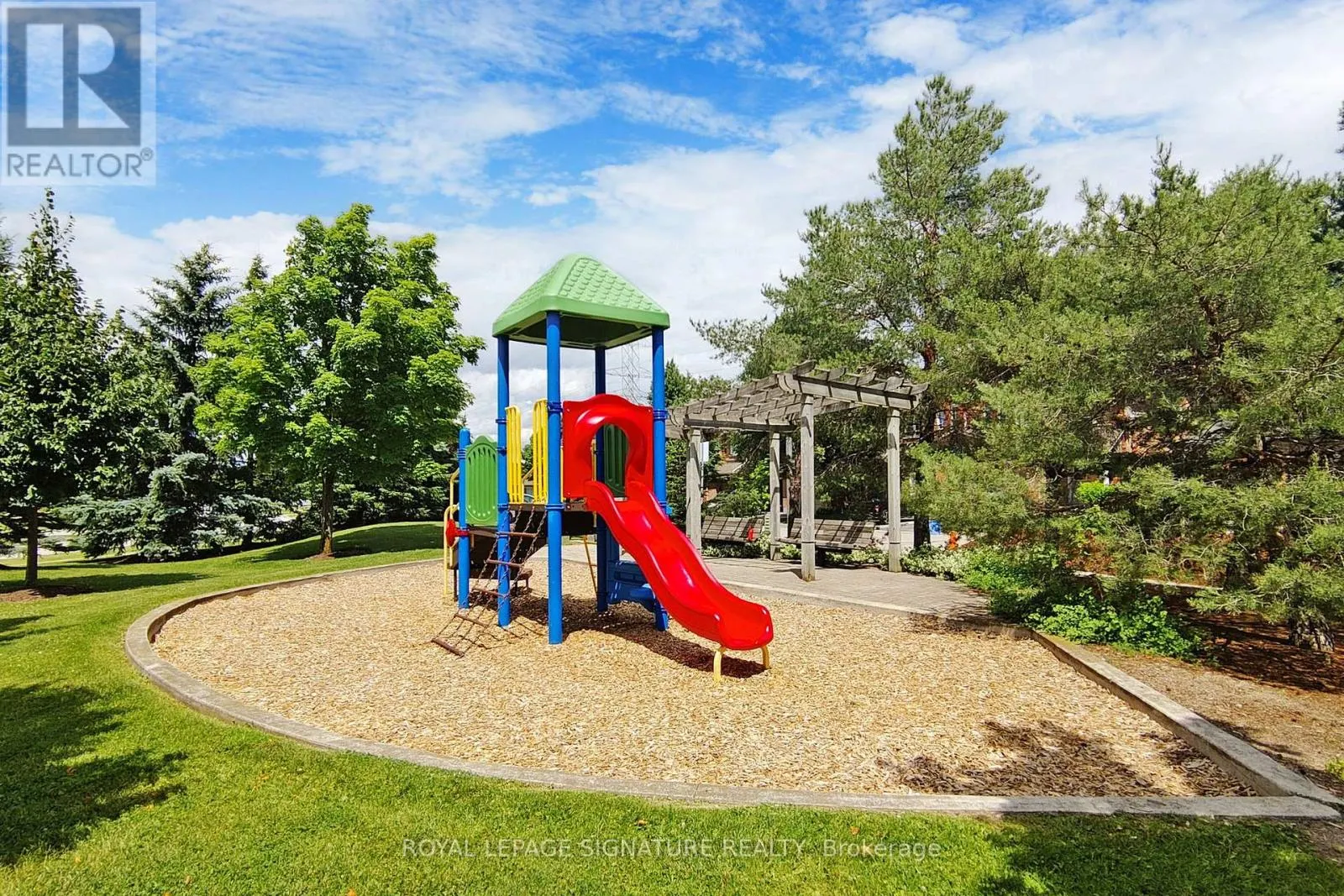 23 - 2871 DARIEN ROAD