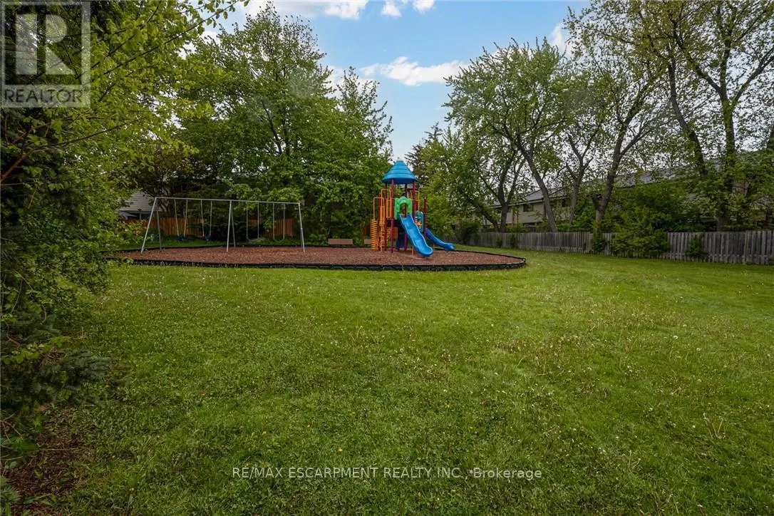 48 - 2825 GANANOQUE DRIVE