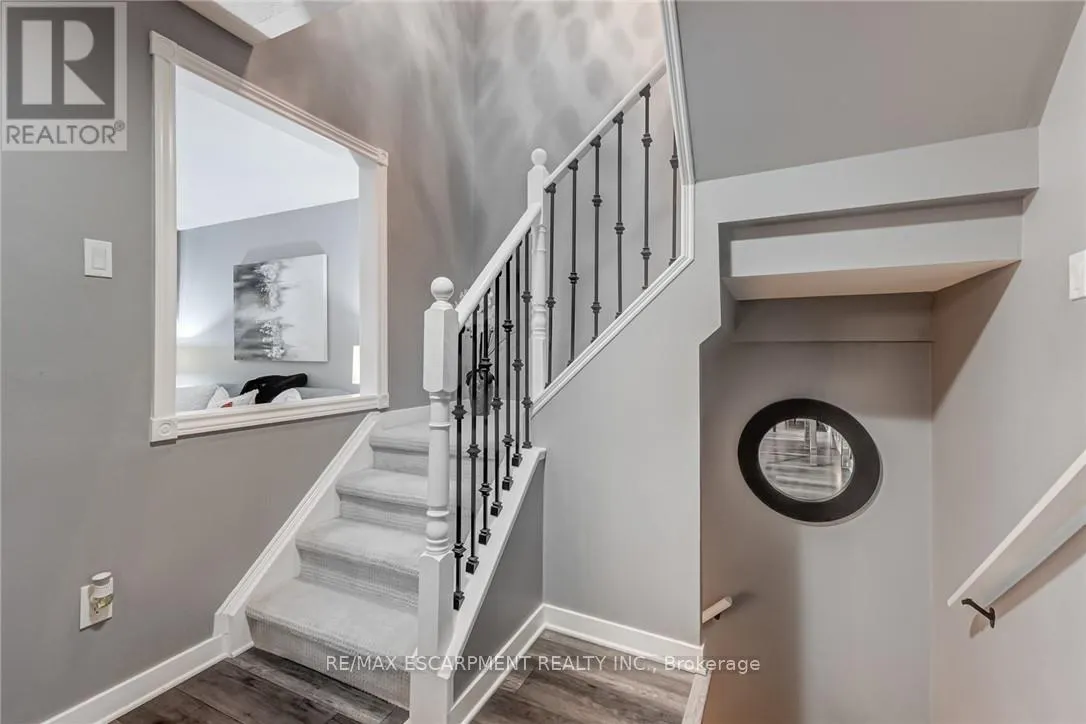 48 - 2825 GANANOQUE DRIVE