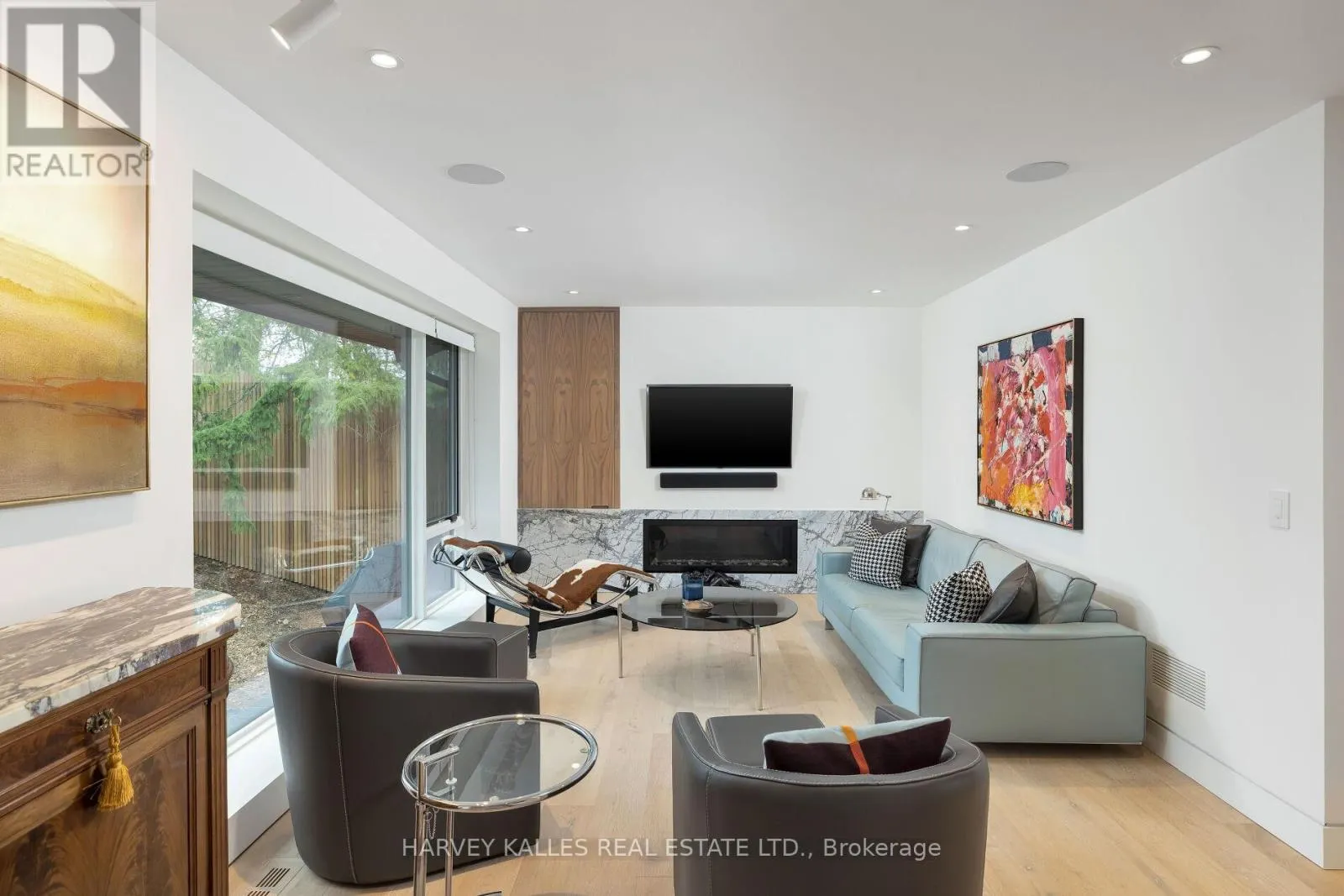 30 EDENBROOK HILL