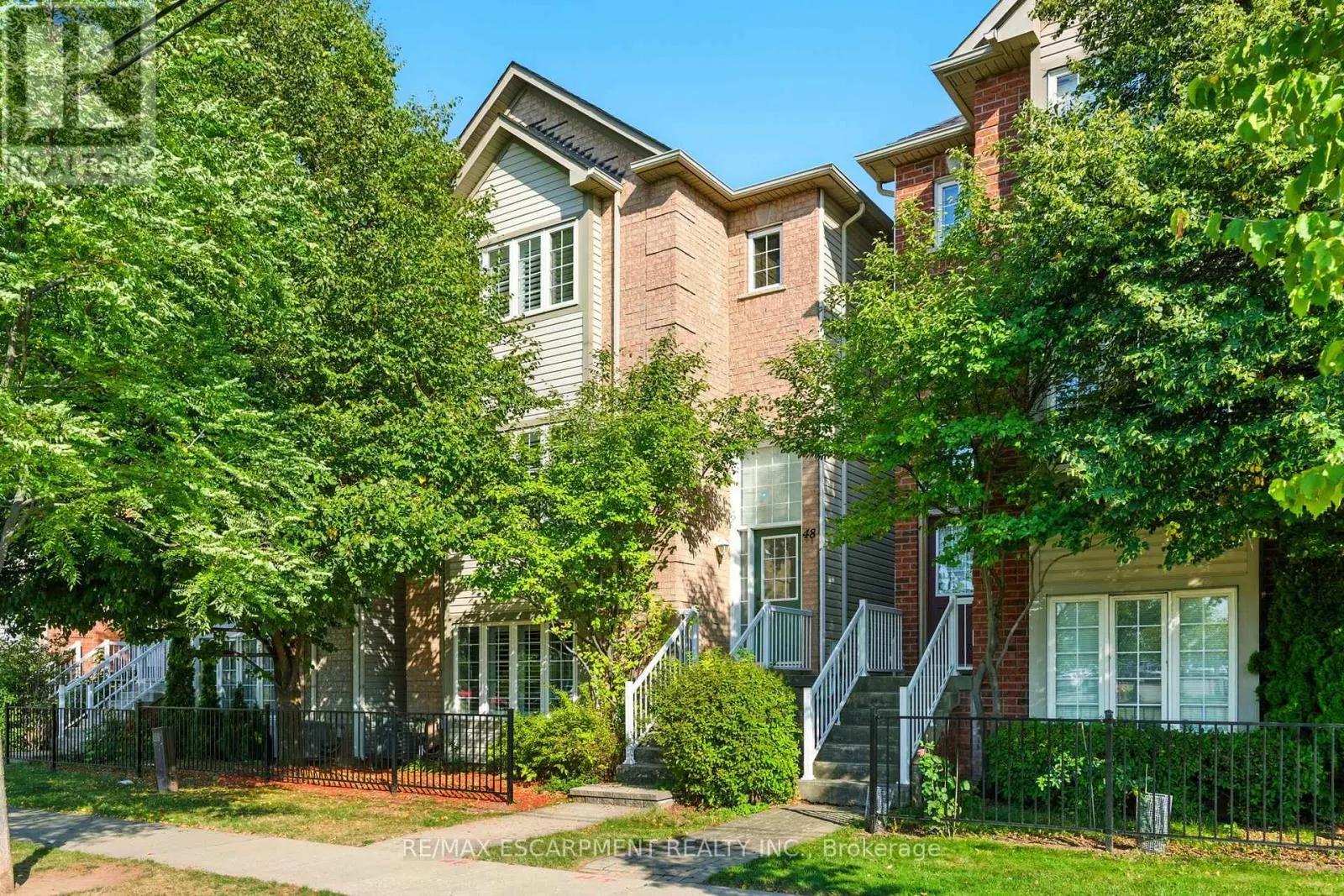 48 - 5090 FAIRVIEW STREET