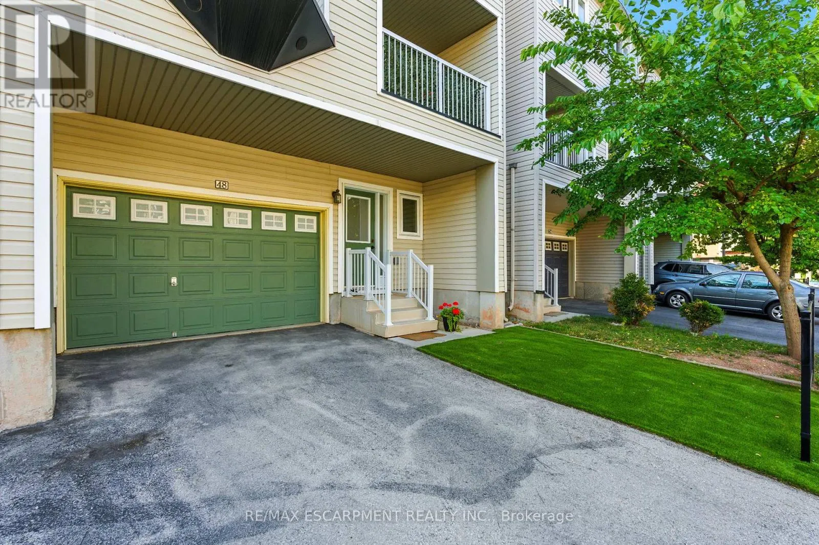 48 - 5090 FAIRVIEW STREET