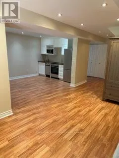 LOWER - 118 RUSSELL STREET