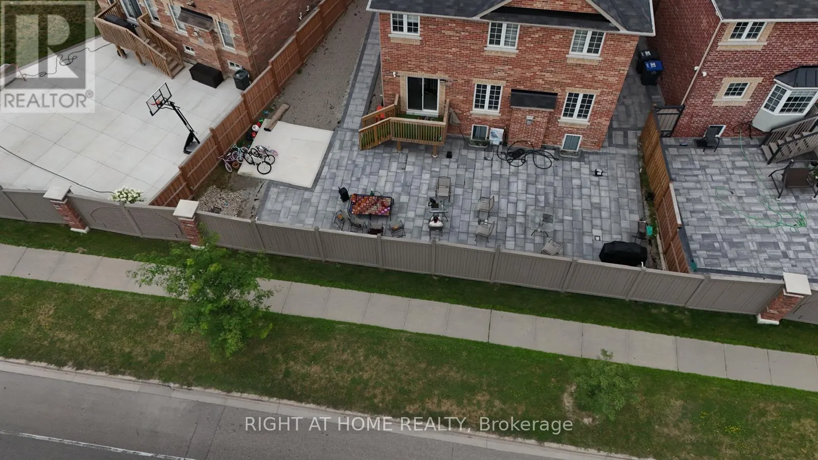 98 COOKVIEW DRIVE