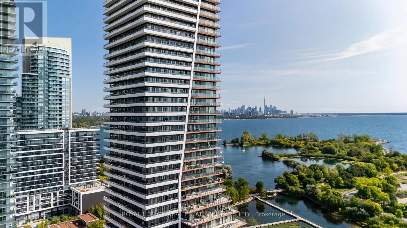 1002 - 20 SHORE BREEZE DRIVE