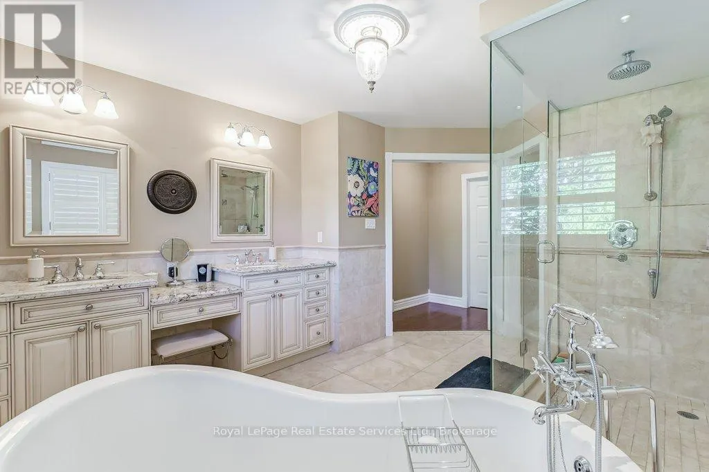 2139 BRAYS LANE