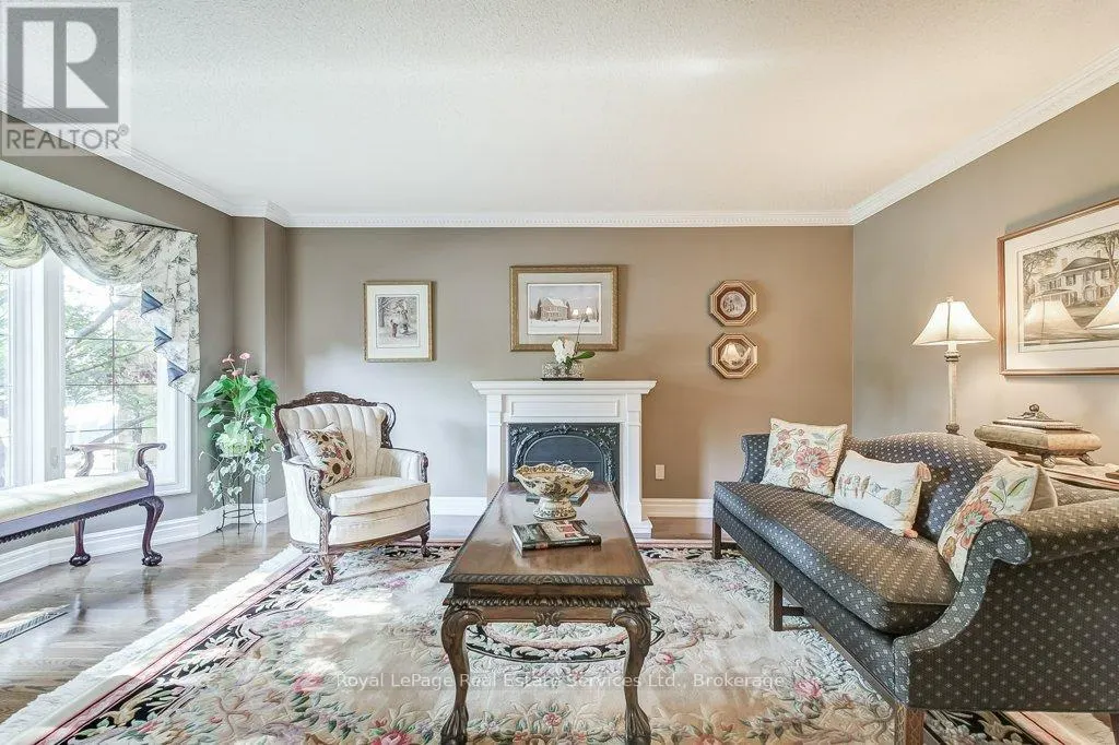 2139 BRAYS LANE