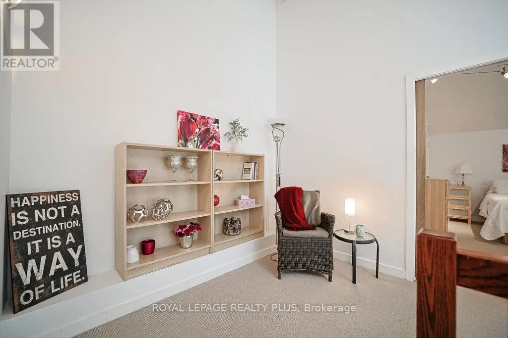 6 - 1010 CRISTINA COURT