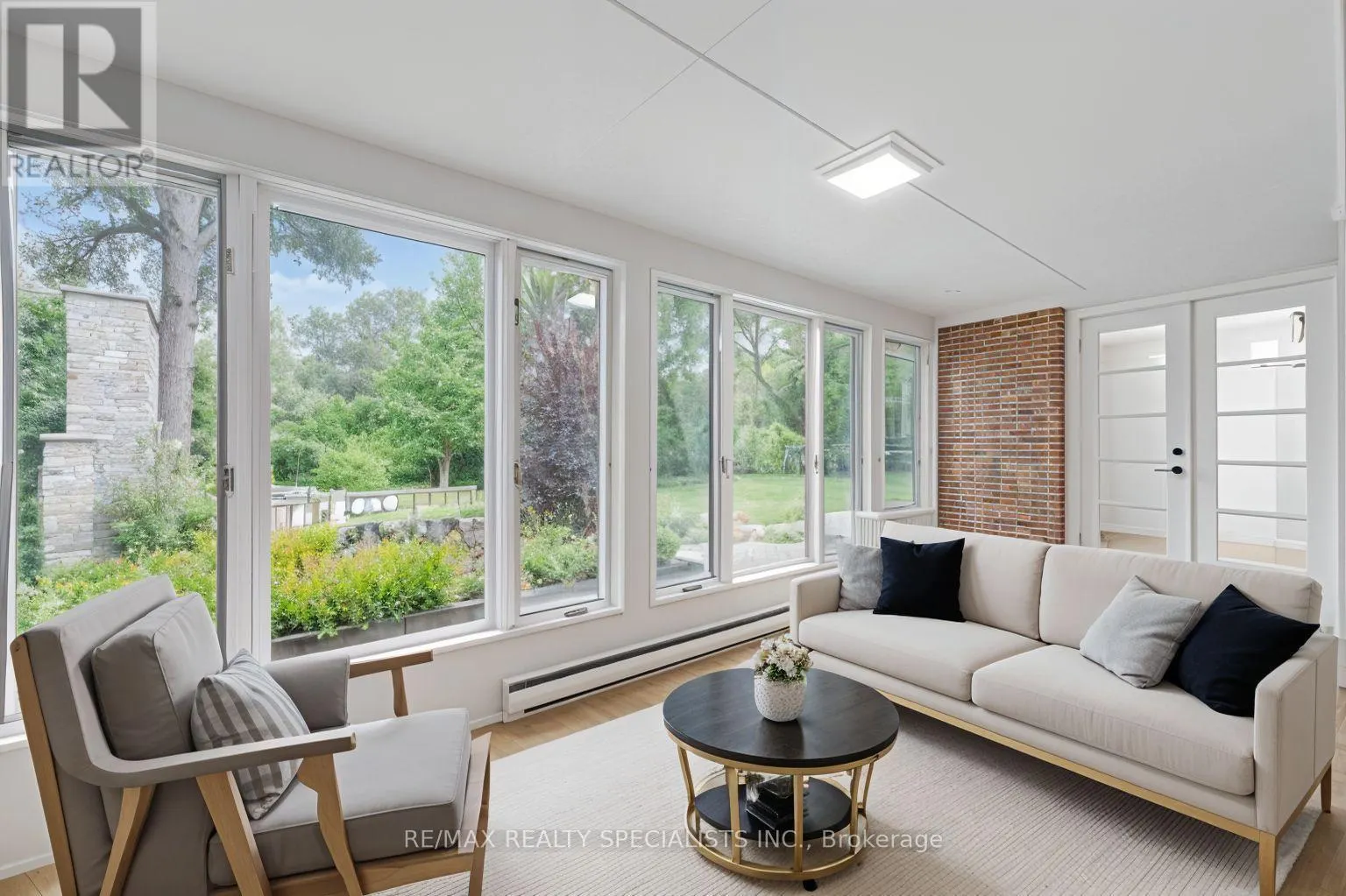 168 BREEZY PINES DRIVE