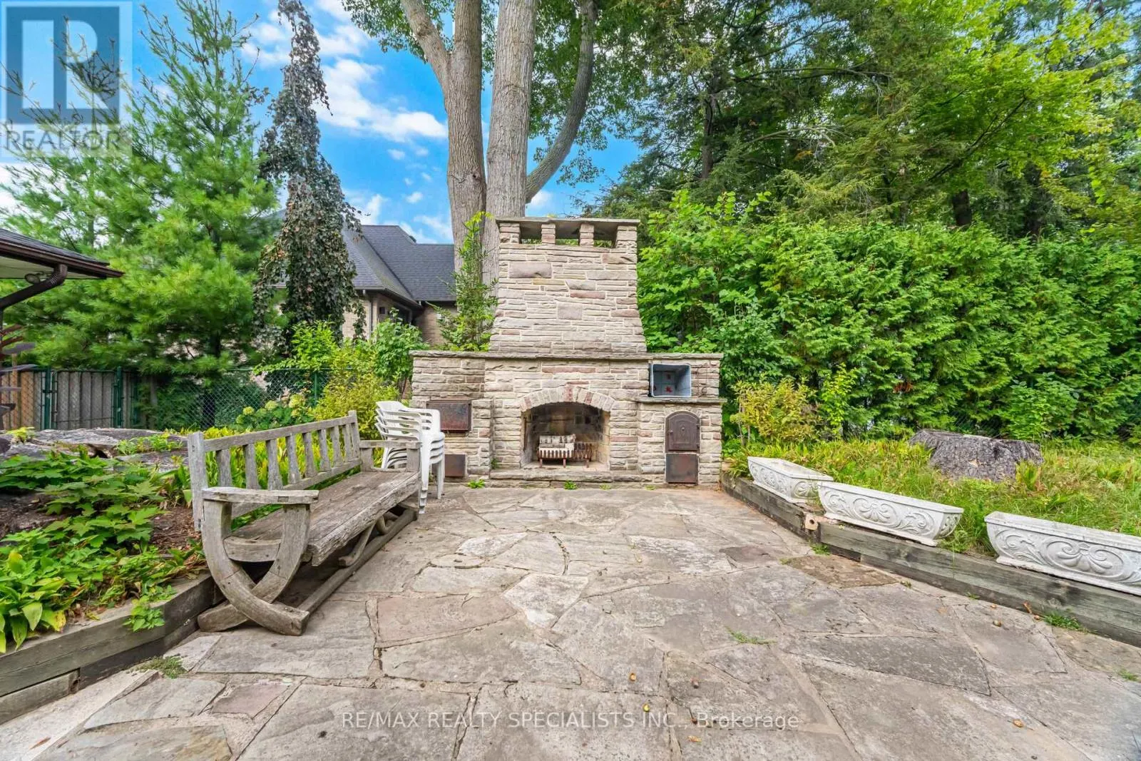 168 BREEZY PINES DRIVE