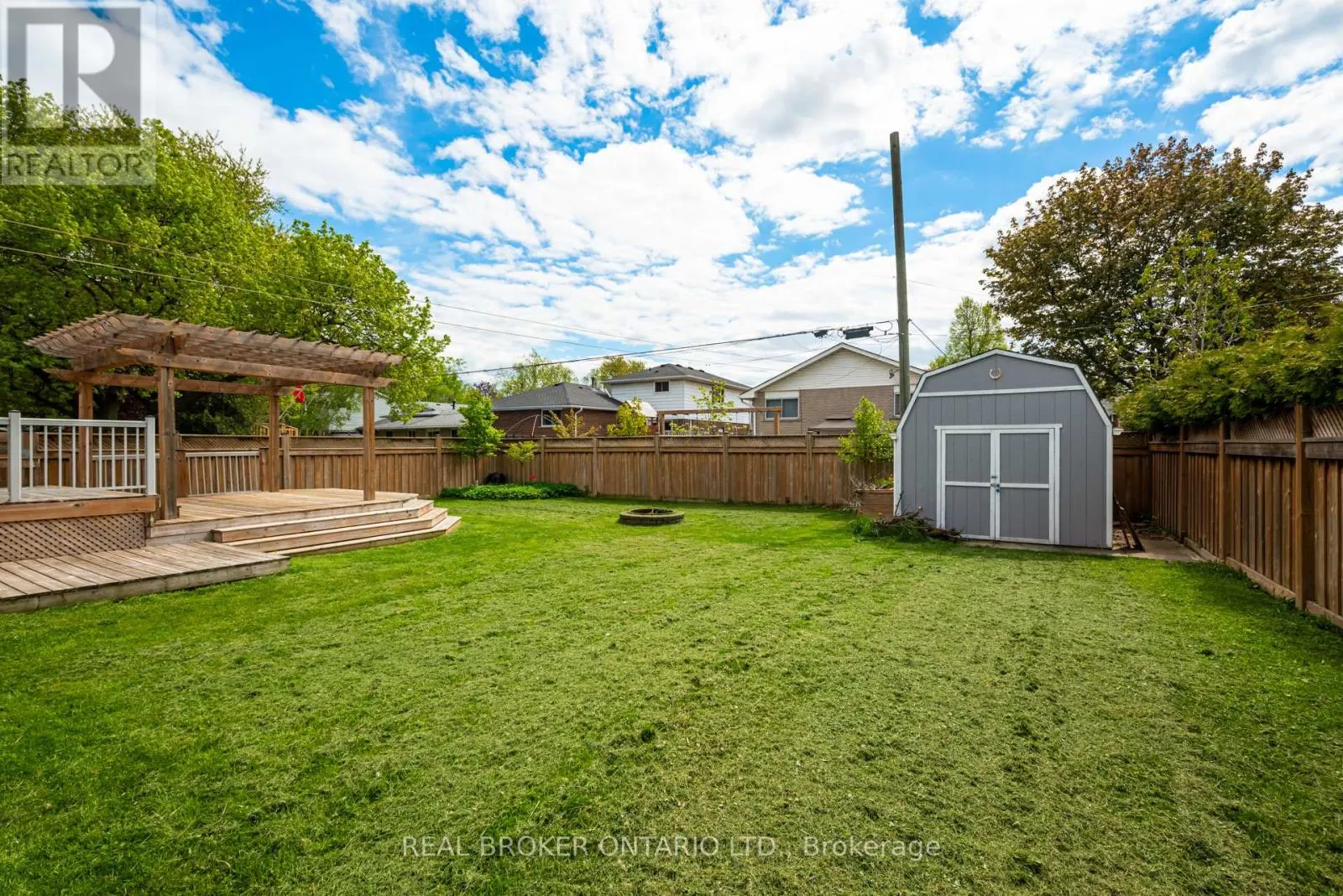 186 JEFFERY AVENUE S