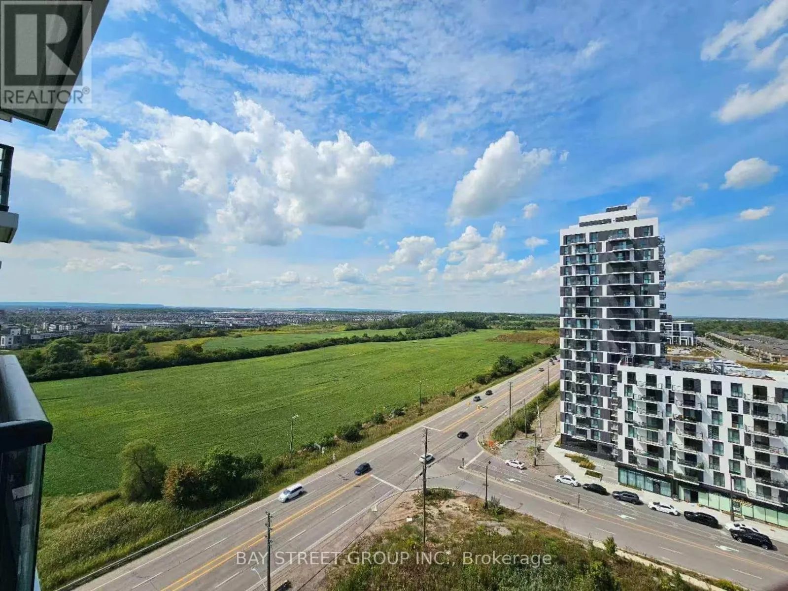1306 - 3079 TRAFALGAR ROAD