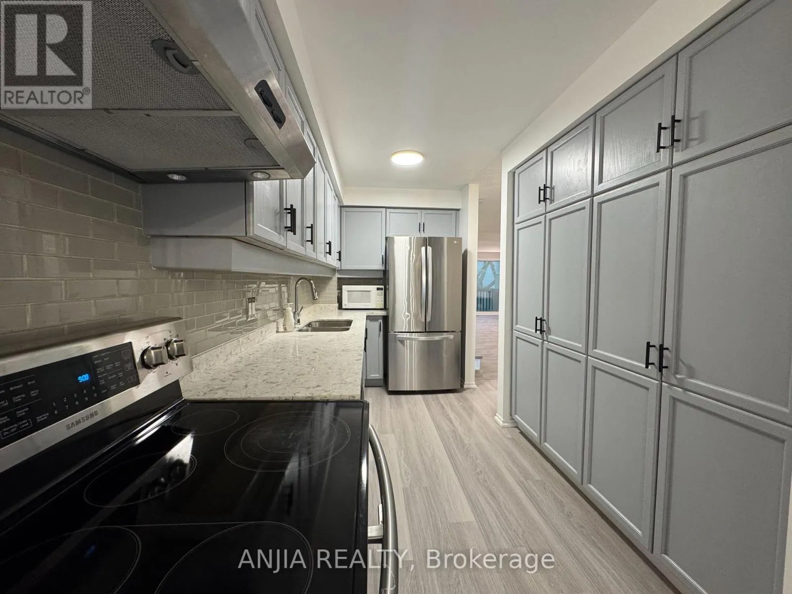 44 - 3420 SOUTH MILLWAY