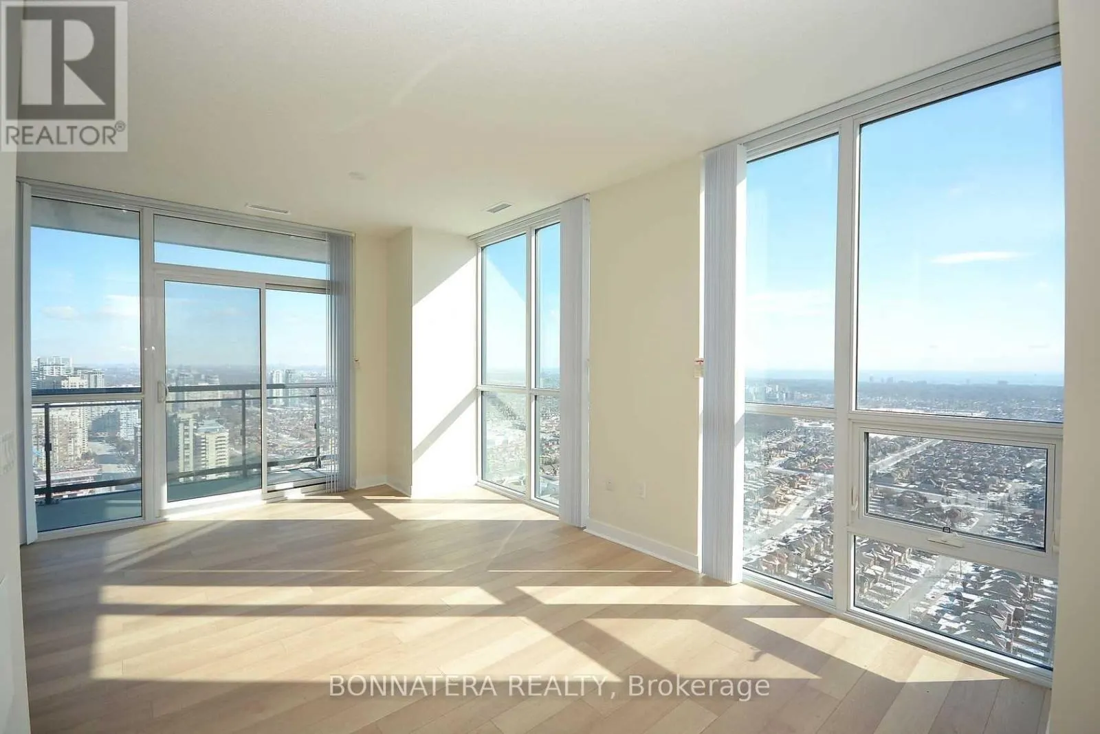 3602 - 3975 GRAND PARK DRIVE