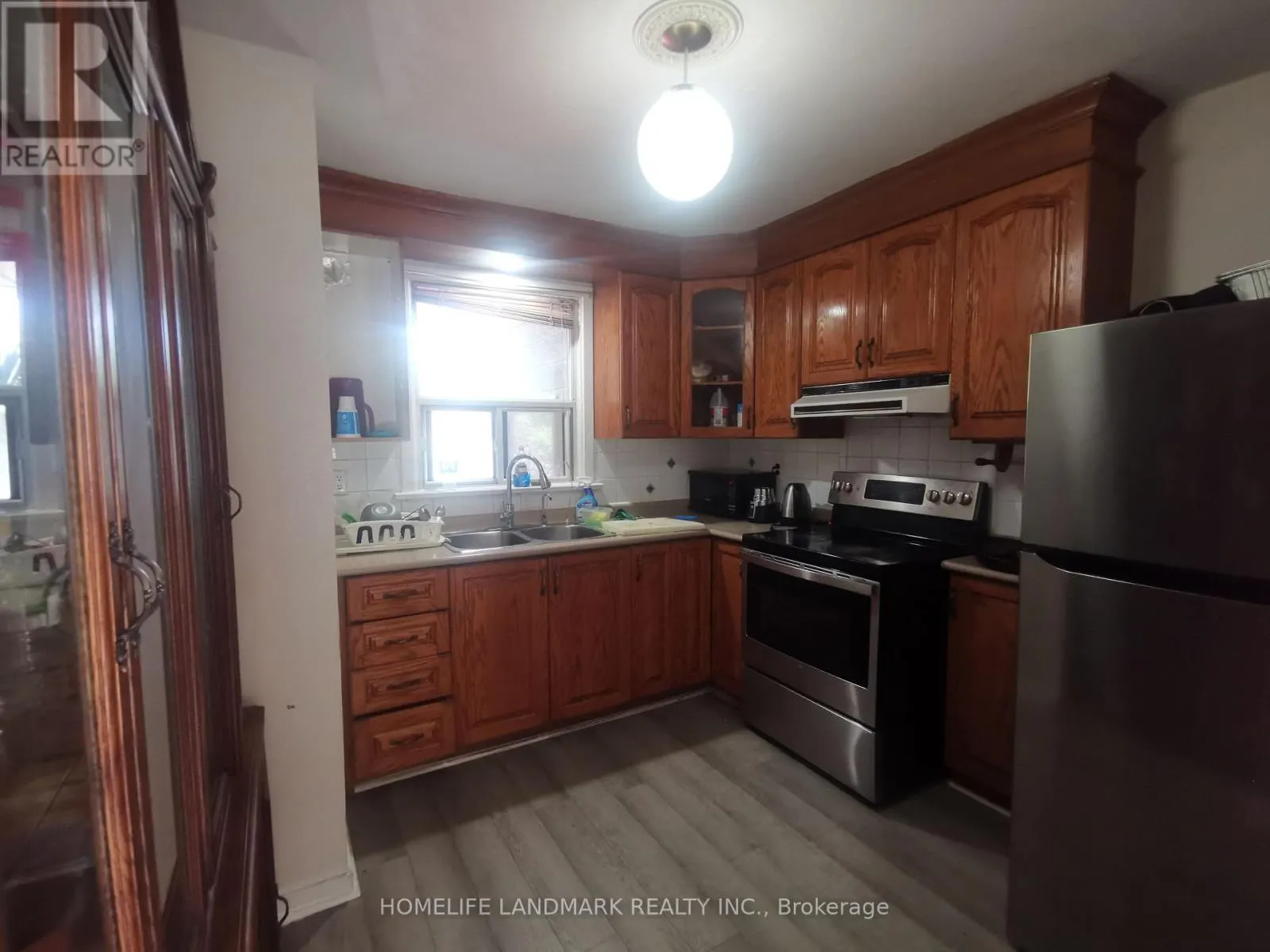 MAIN UNIT - 430 RUSTIC ROAD