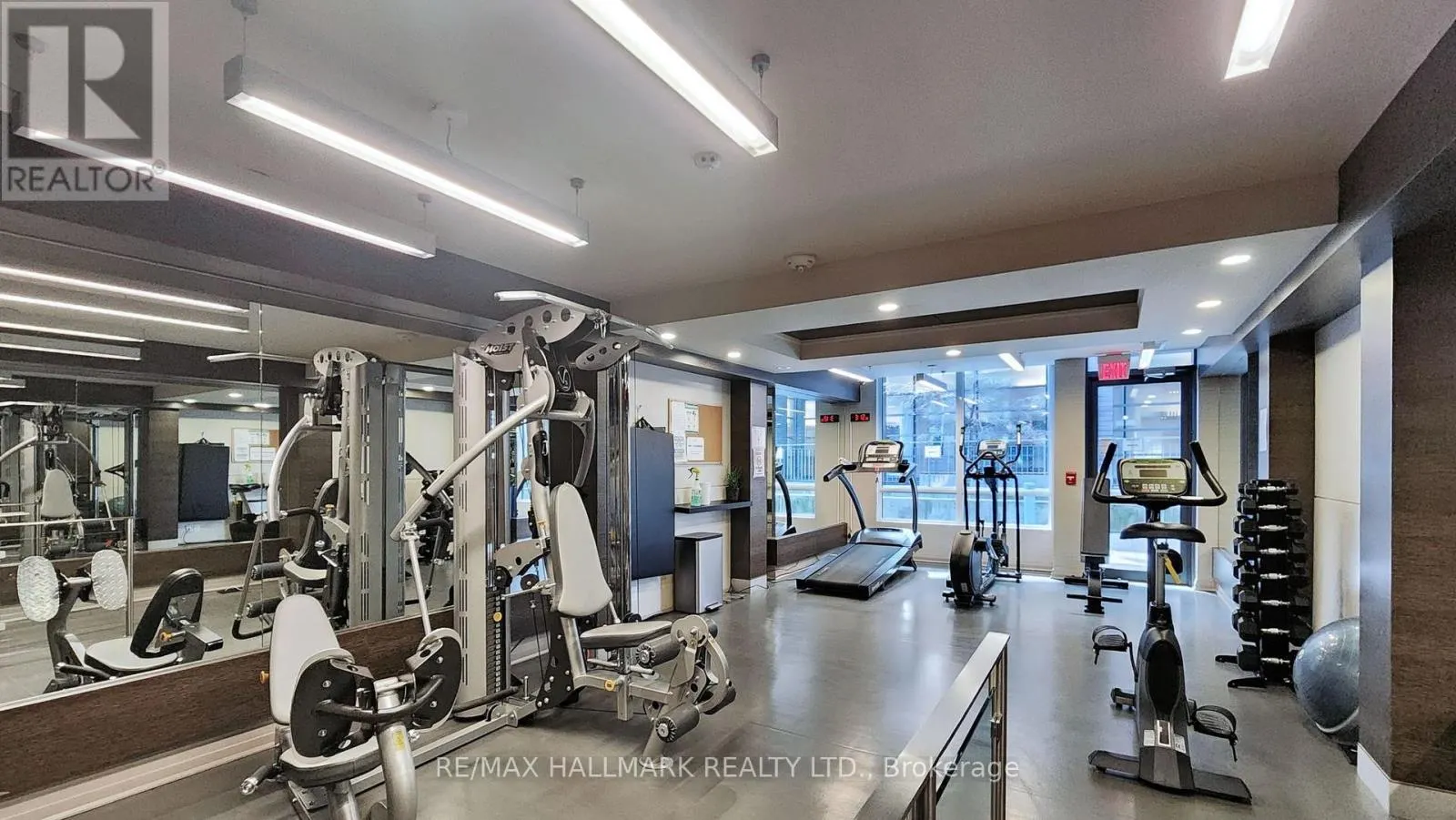 1008 - 60 ANNIE CRAIG DRIVE