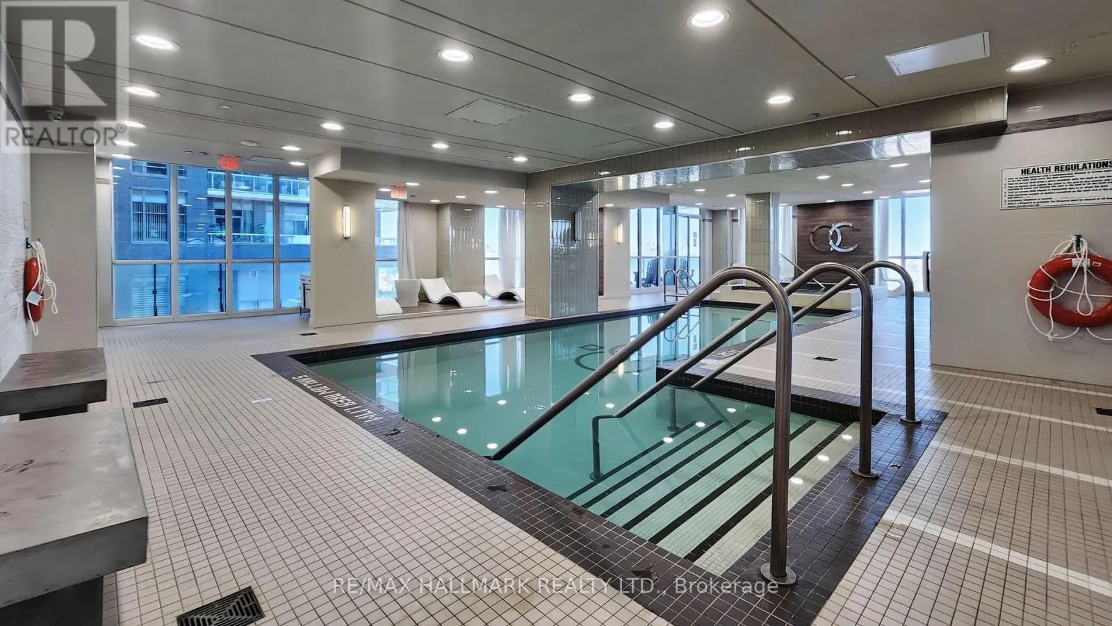 1008 - 60 ANNIE CRAIG DRIVE