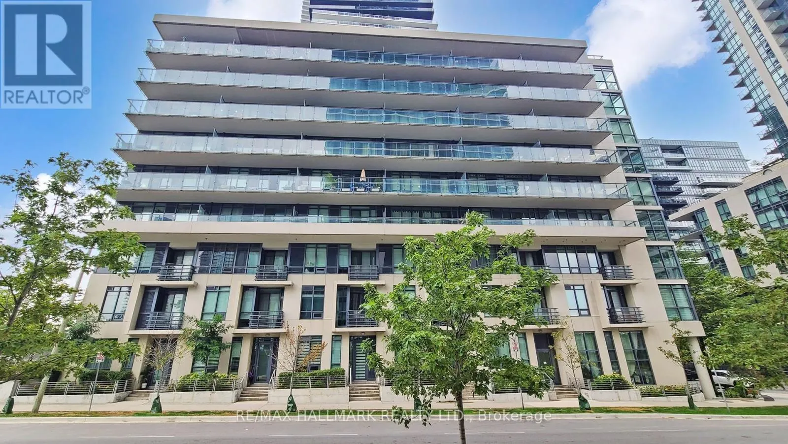 1008 - 60 ANNIE CRAIG DRIVE