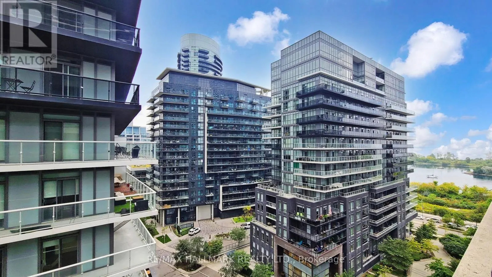 1008 - 60 ANNIE CRAIG DRIVE