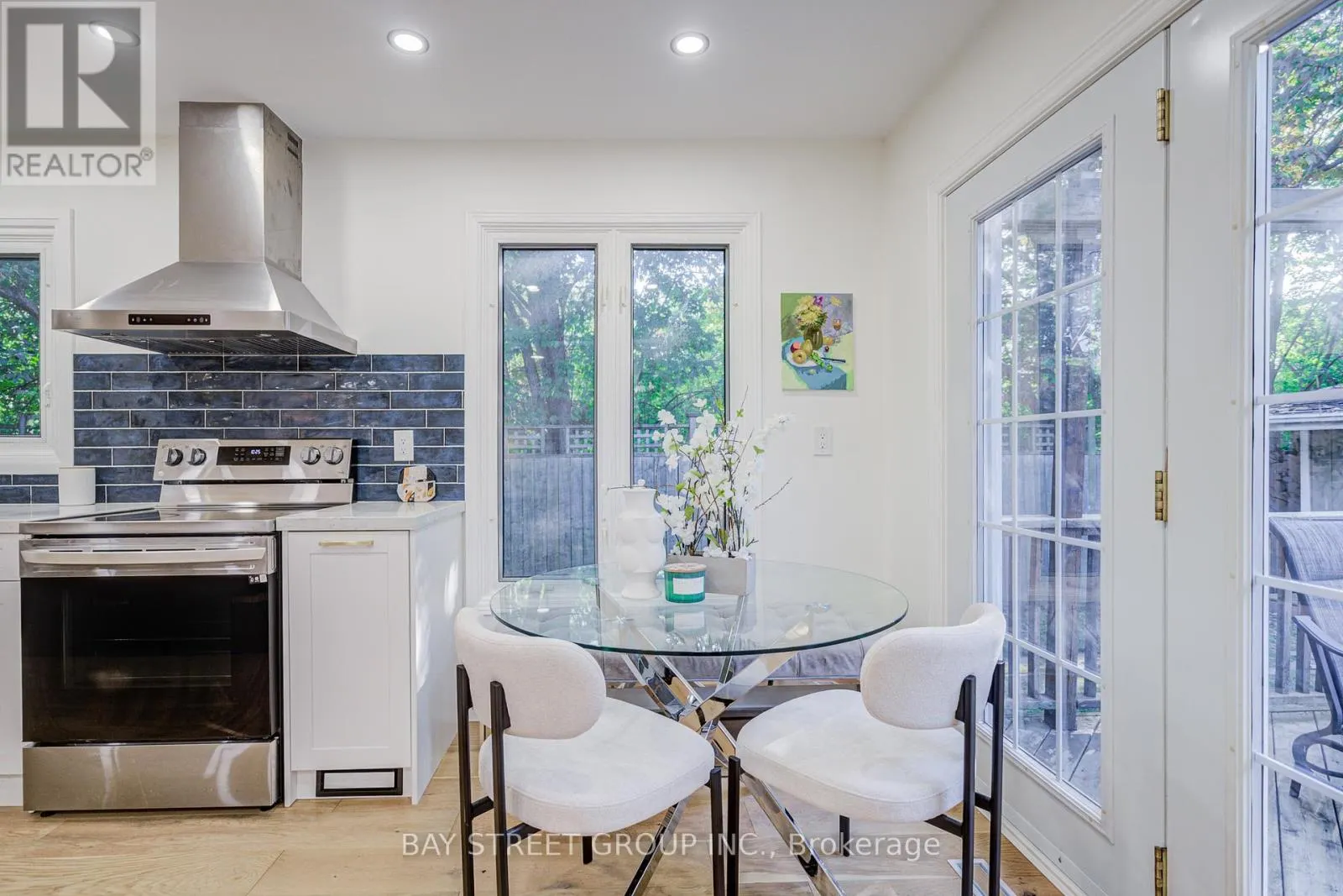 1307 BARBERRY GREEN