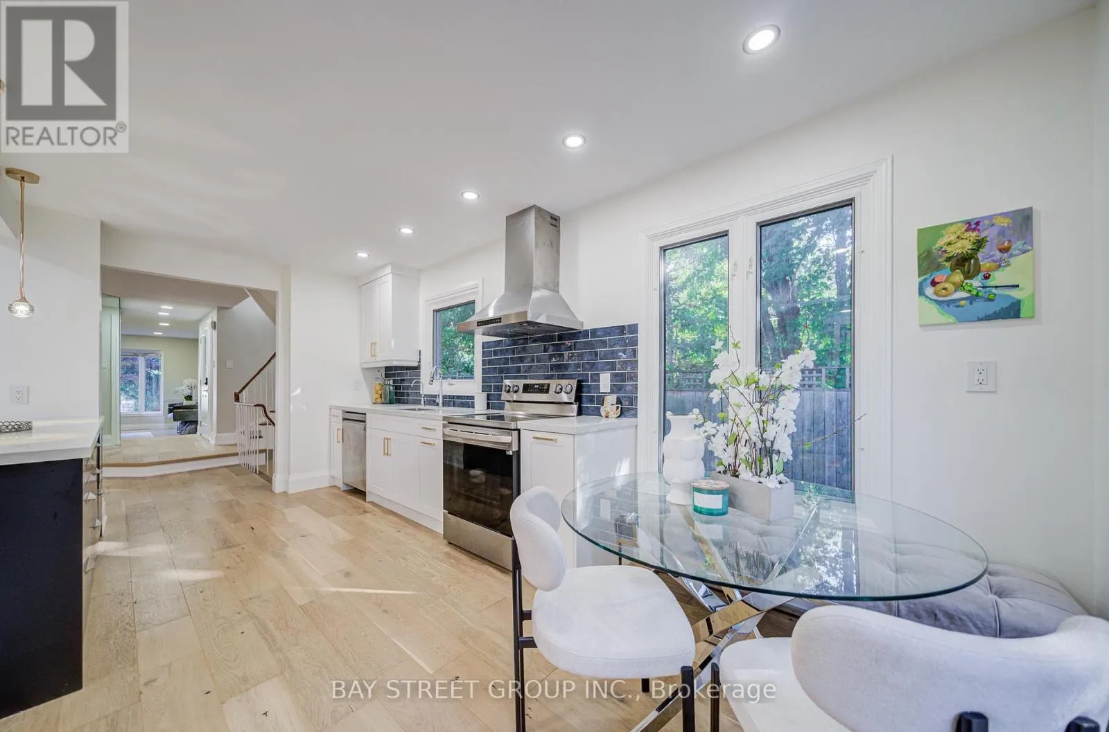 1307 BARBERRY GREEN