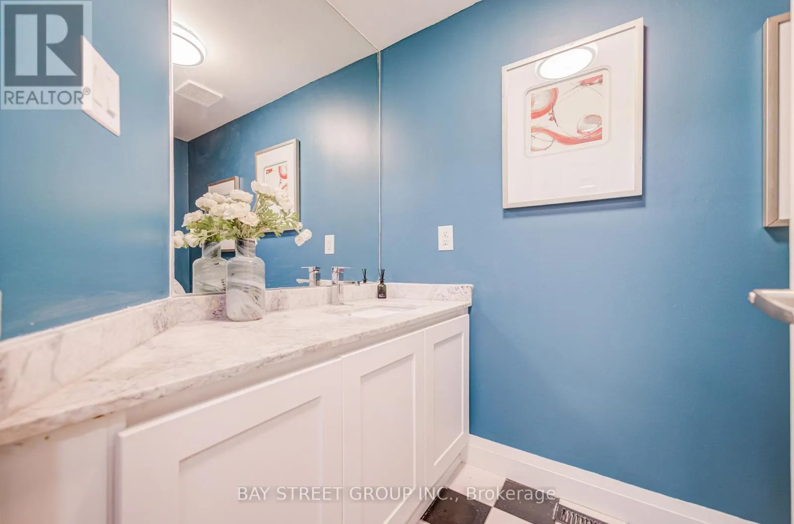 1307 BARBERRY GREEN