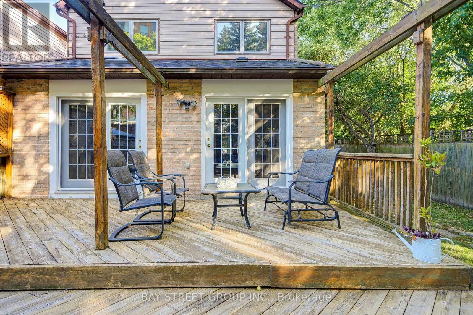 1307 BARBERRY GREEN